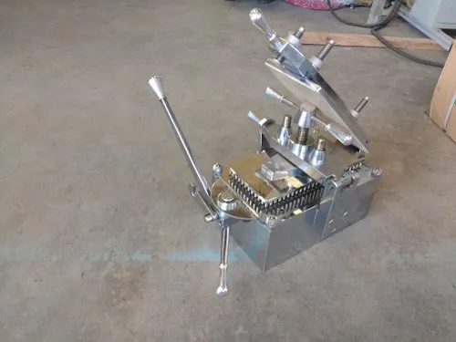 Manual Capsule Filling Machine - Image 4